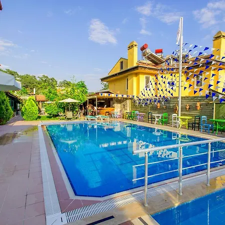 Dedeminn Garden 4*
