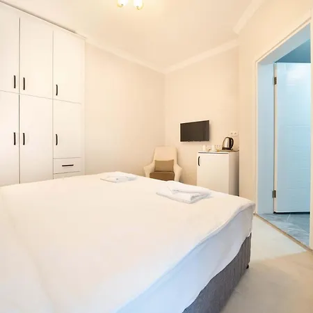 Dedeminn Garden Hotel