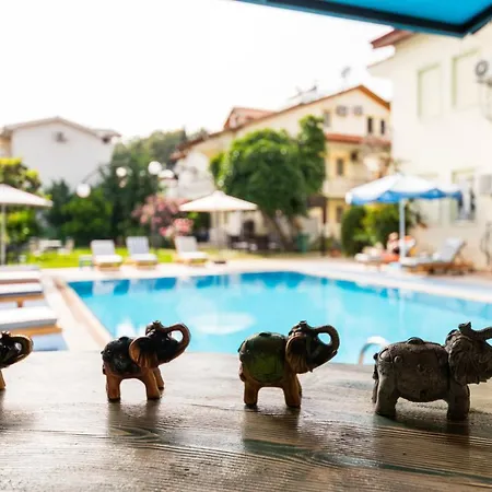 Dedeminn Garden 2* Göcek