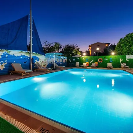Dedeminn Garden Hotel 2*