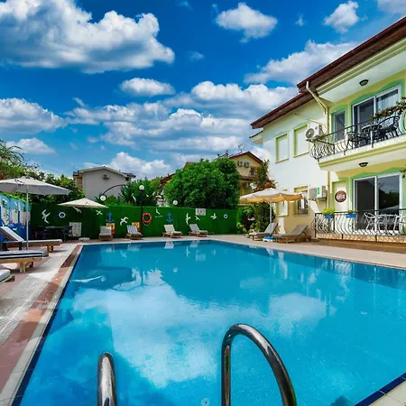 Dedeminn Garden Hotel