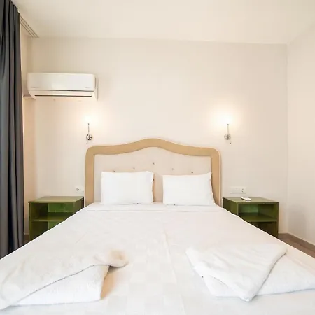 Hotel Dedeminn Garden 2*