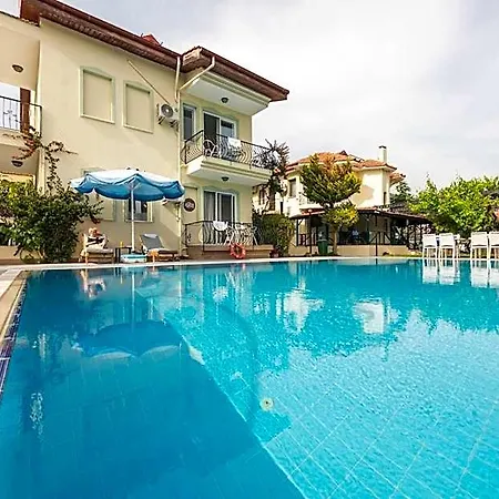 Hotel Dedeminn Garden 4*