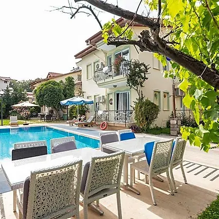 Hotel Dedeminn Garden 4*