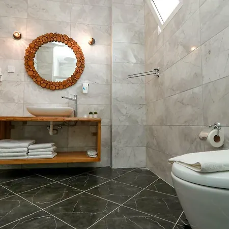 Hotell Dedeminn Garden 4*